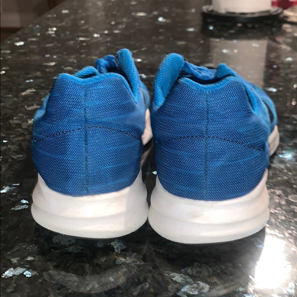 Boys Nike mesh sneakers - Picture 3 of 4